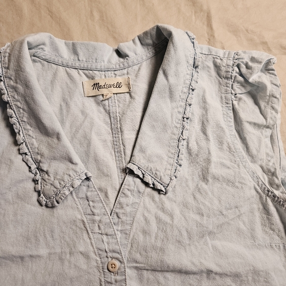 Madewell Tops - Madewell Women's Size 4 S Light Wash Chambray Denim Ruffle Collar Sleeveless Top